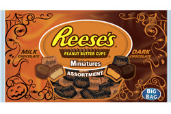 Halloween Reese®’s Miniatures® Milk and Dark Chocolate Assortment wrapped in orange and black foils